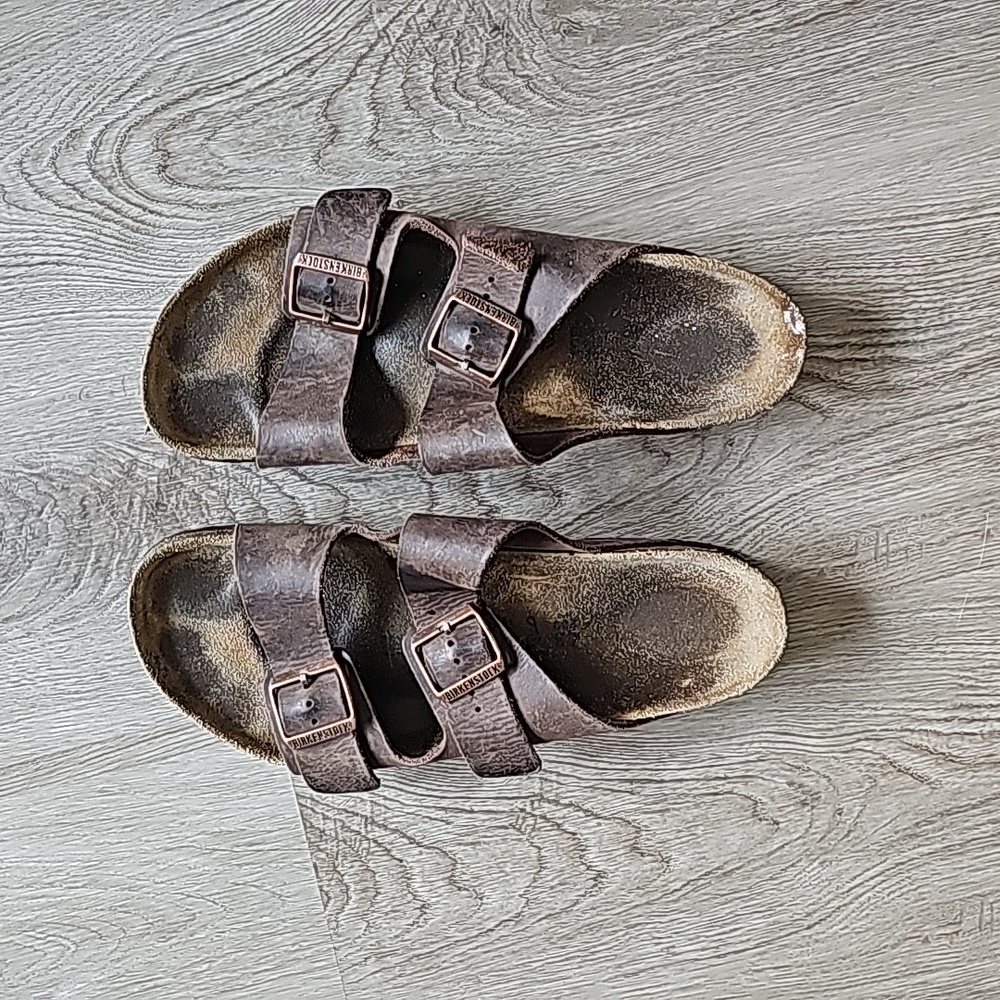 Mens birkenstock sandals. Size 43.